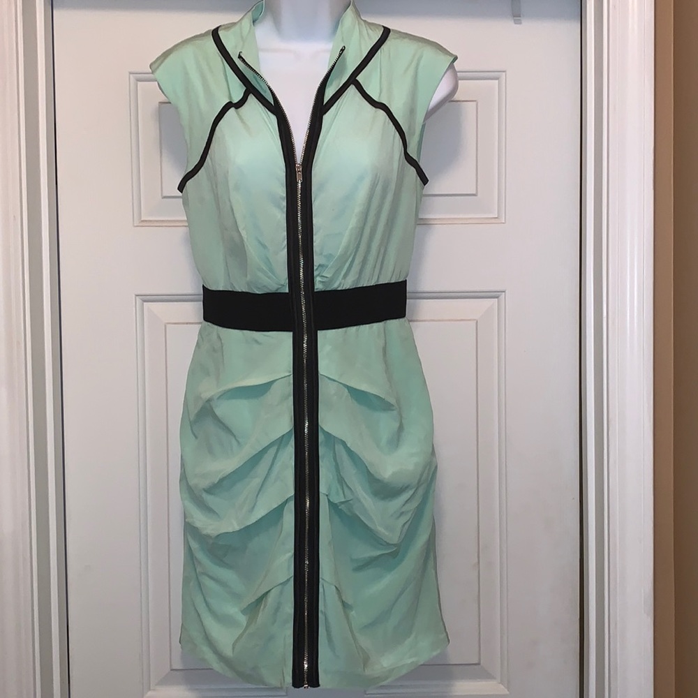 COPY - Bebe vintage Sleeveless front zip women’s dress
